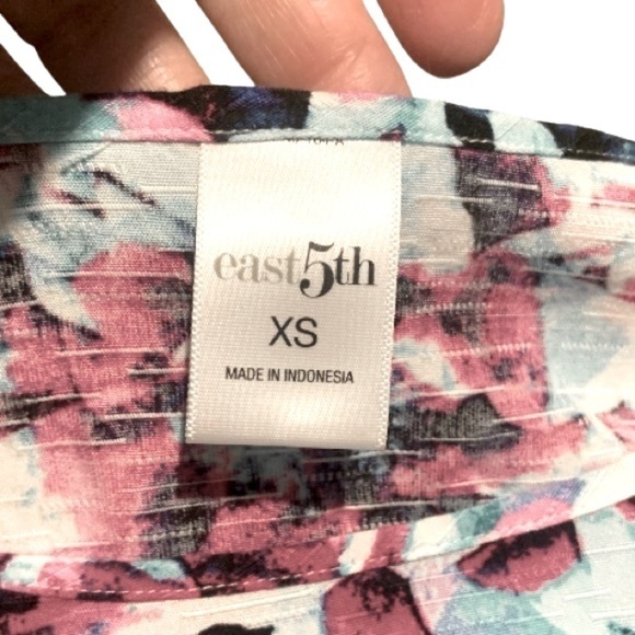 🌺NEW‼️EAST 5TH ABBY FLORAL MULTI SHORT SLEEVE OVERSIZED FLOWY BLOUSE TOP NWOT - Picture 4 of 7